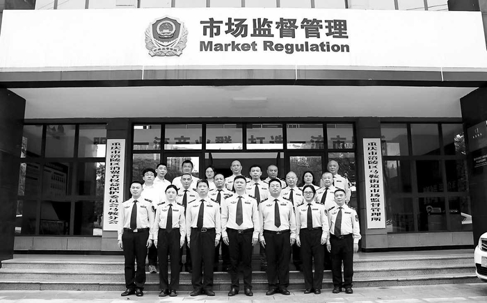 春风化雨优环境润物无声助企行